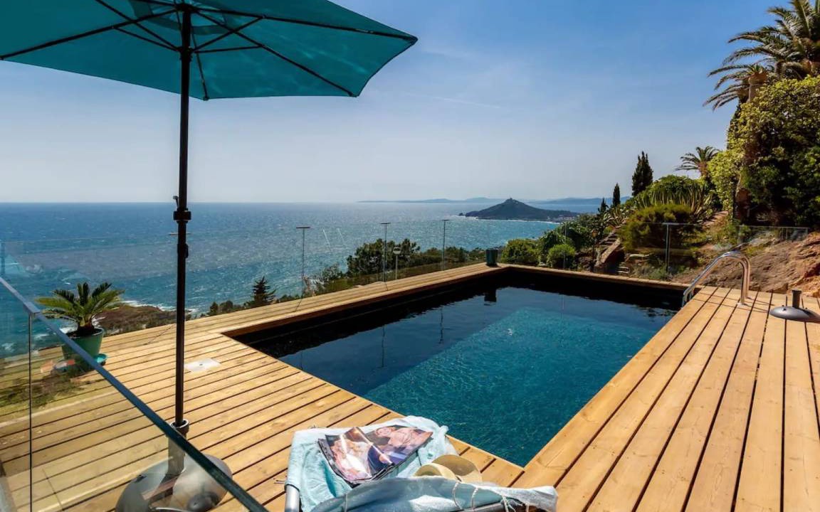 Antheor House | 100 m² House ∙ 3 bedrooms ∙ 8 guests