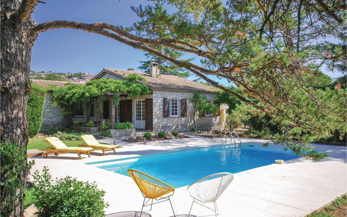 Fayence House | 120 m² House ∙ 2 bedrooms ∙ 5 guests