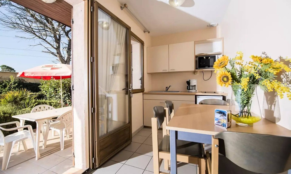 Frejus Villa | 2-Bedroom Vacation Rental for 4 People
