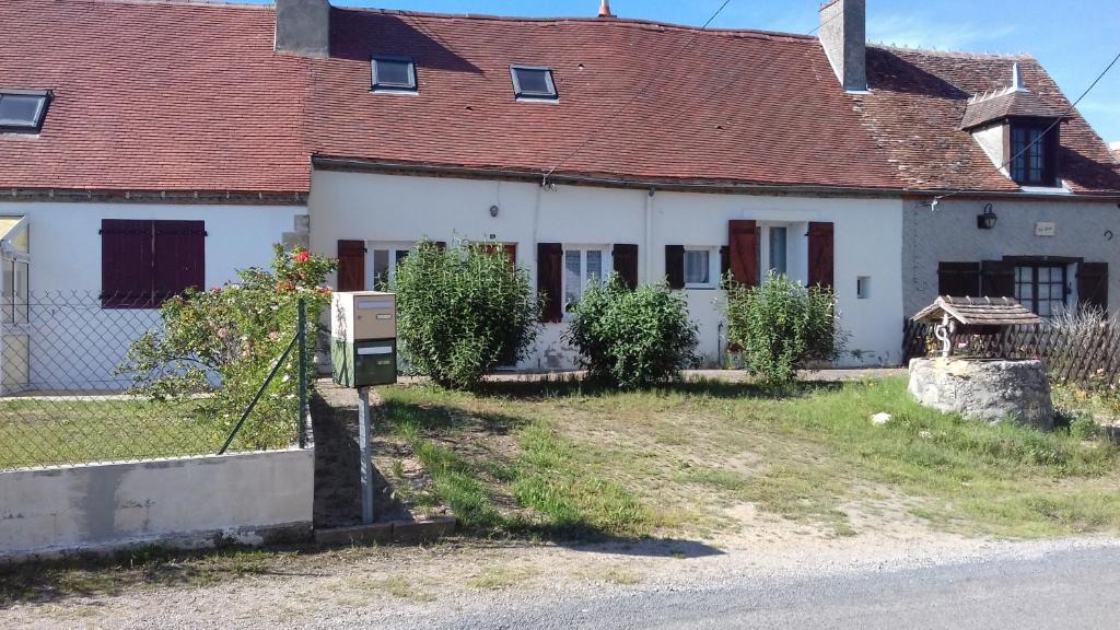 Besson House | 2 Maisons climatisée avec 2 ou 4 chambres parking privé