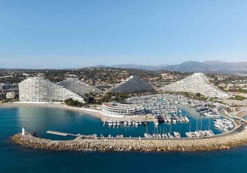 Villeneuve Loubet Beach Apartment | 2 pièces 4 personnes magnifique vue mer clim parking