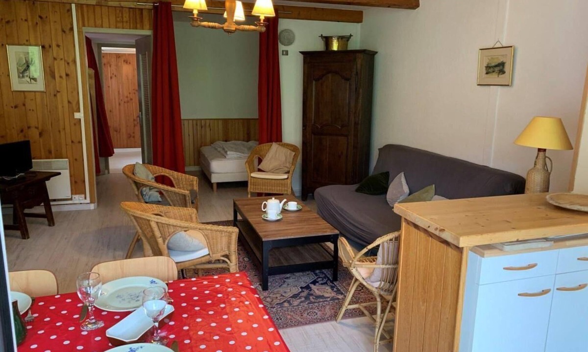 Le Sauze Apartment | 200m from shops, 3rd floor, balcony, tv, 60m², Sauze - Super Sauze