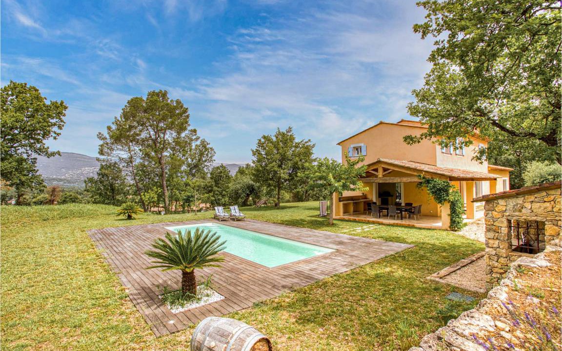 Fayence House | 210 m² House ∙ 5 bedrooms ∙ 10 guests