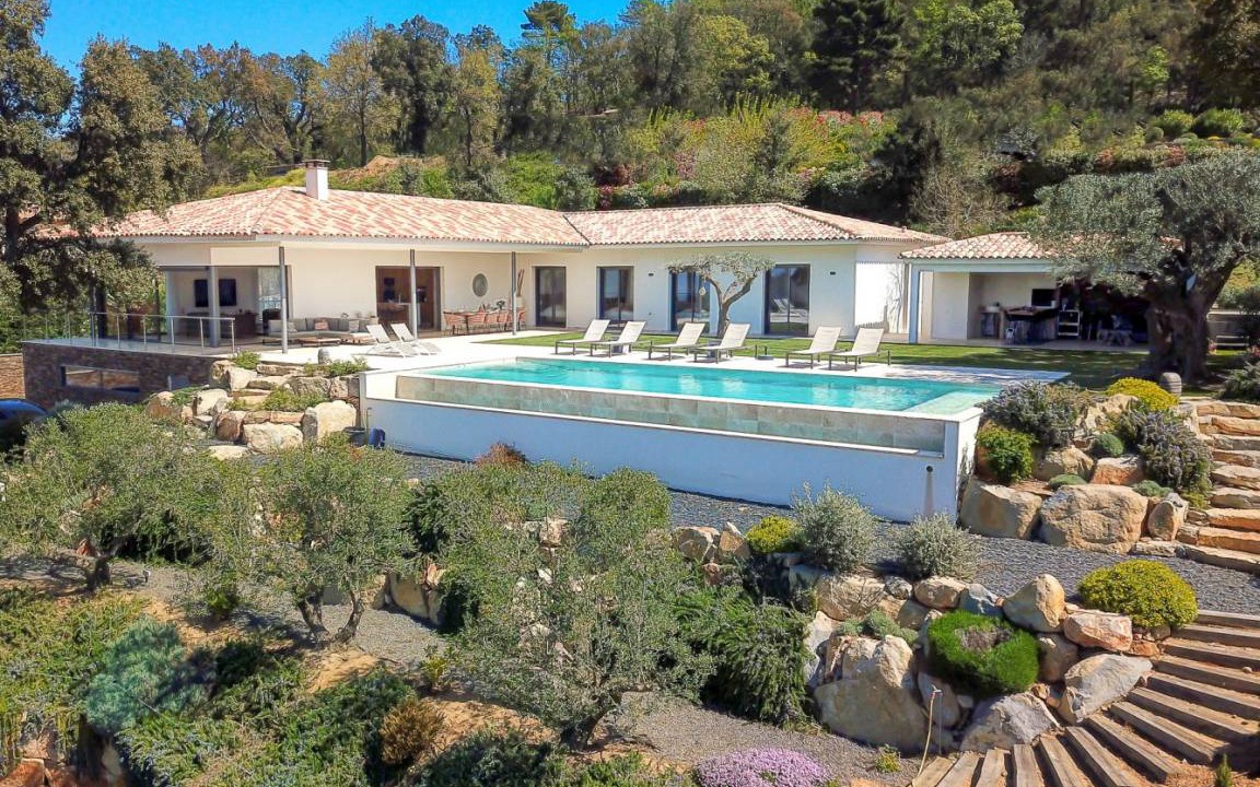 La Garde-Freinet Villa | 250 m² Villa ∙ 5 bedrooms ∙ 10 guests