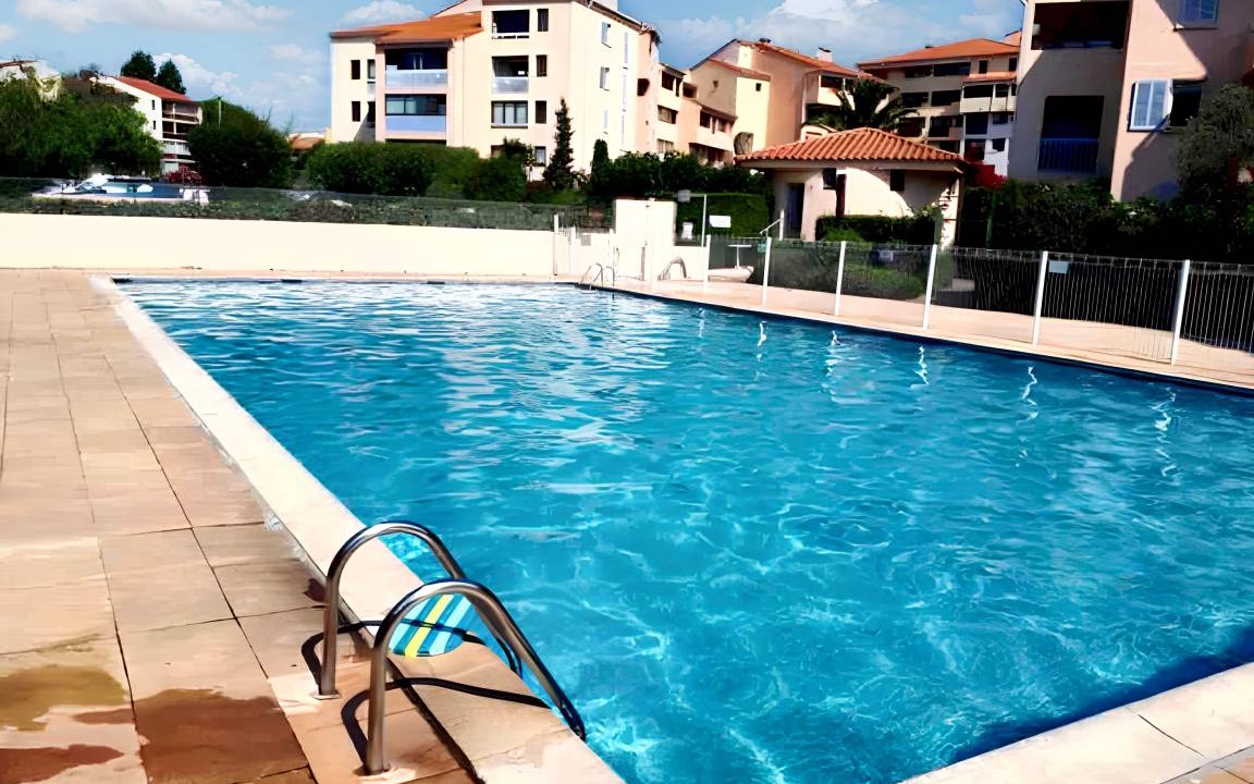Frejus Apartment | 30 m² Studio flat ∙ 1 bedroom ∙ 4 guests