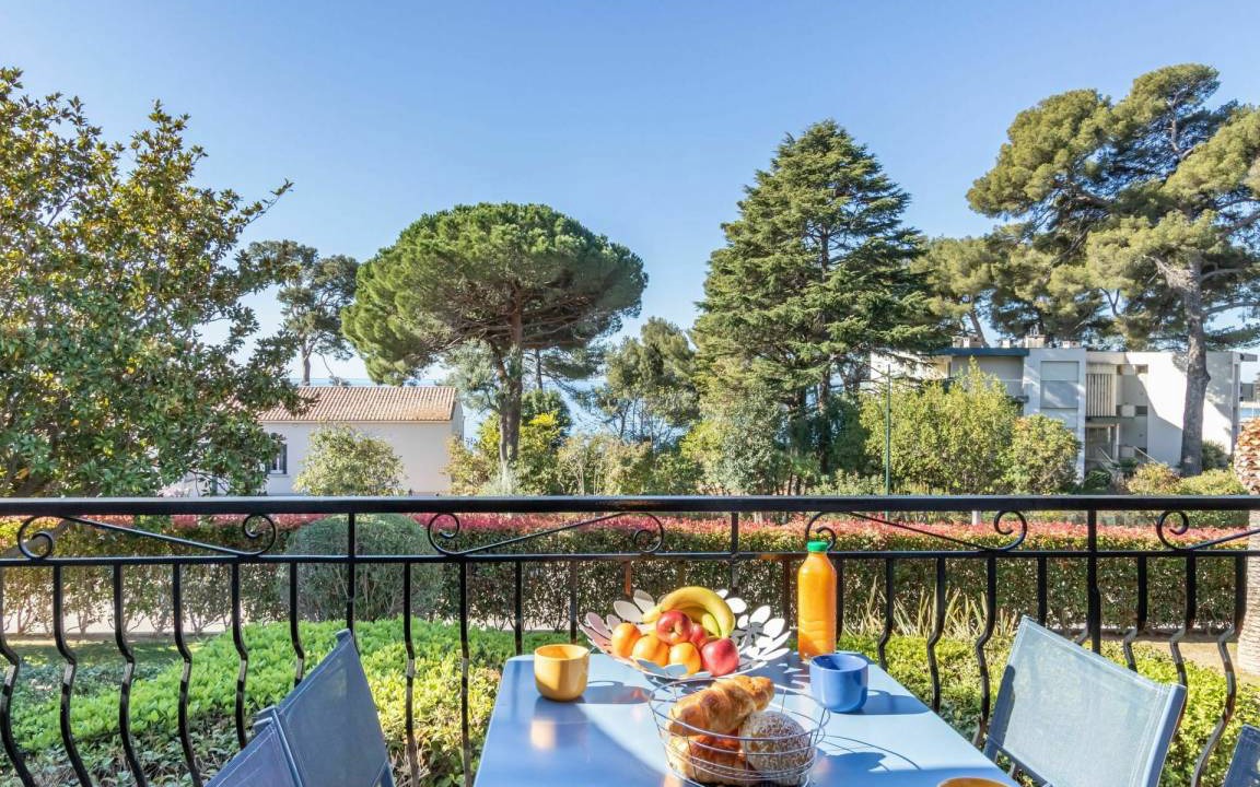 Carqueiranne Apartment | 45 m² Apartment ∙ 1 bedroom ∙ 4 guests