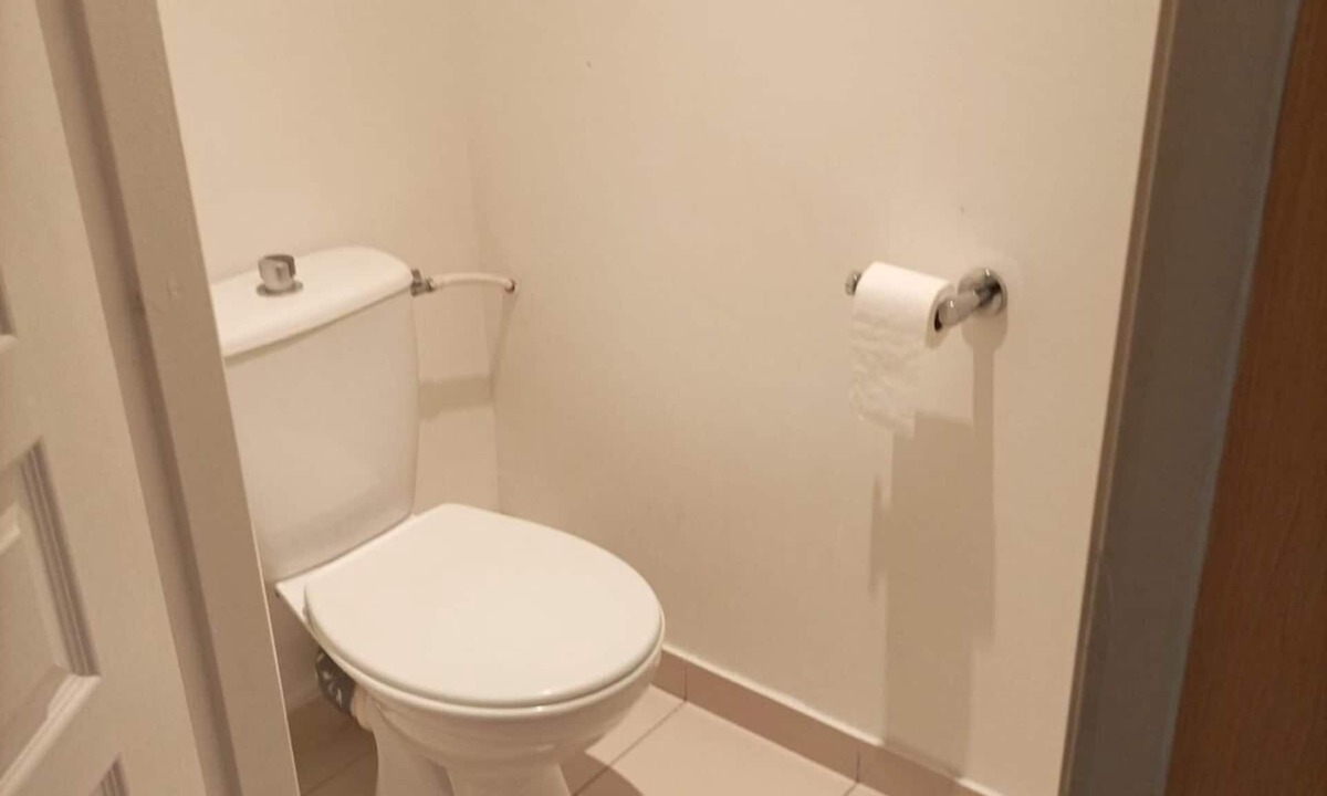 Jausiers Apartment | 4th floor, swimming pool, hammam, parking, tv, 50m², Pra Loup