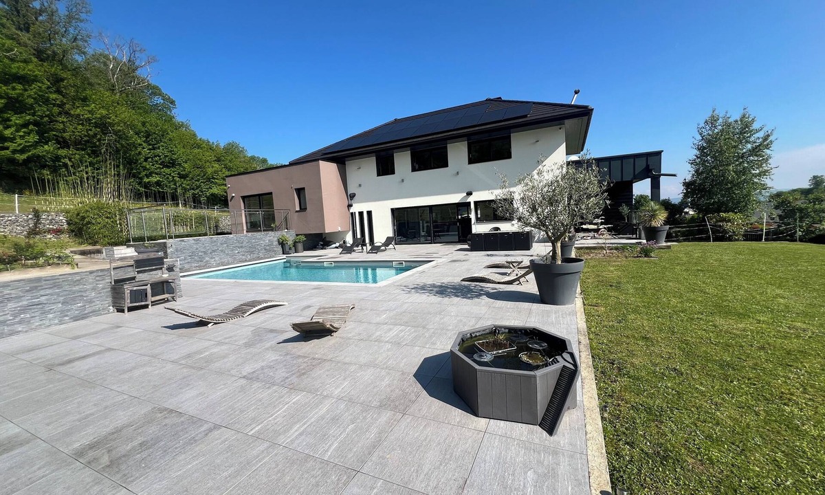 Rumilly Villa | 5-star villa—heated pool & large garden—near Annecy—surrounded by nature