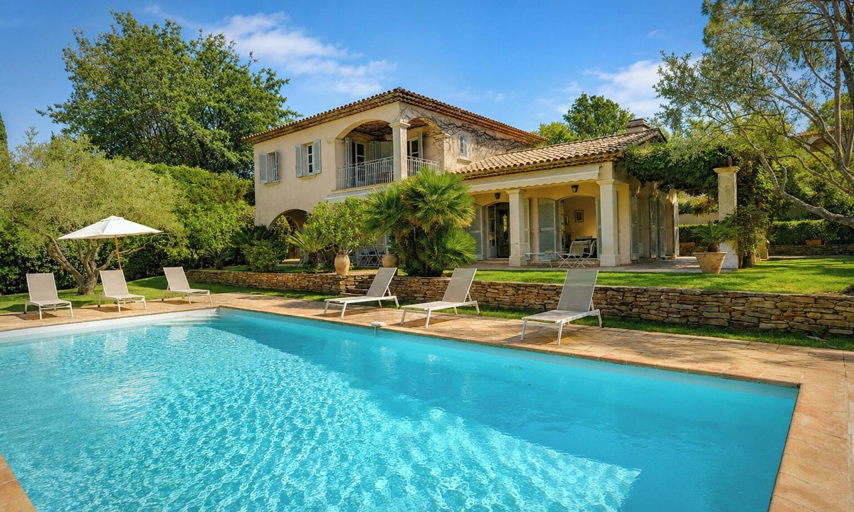 Cote d'Azur- French Riviera House | 6 bedroom villa 10 minutes walk from the center of Saint Tropez