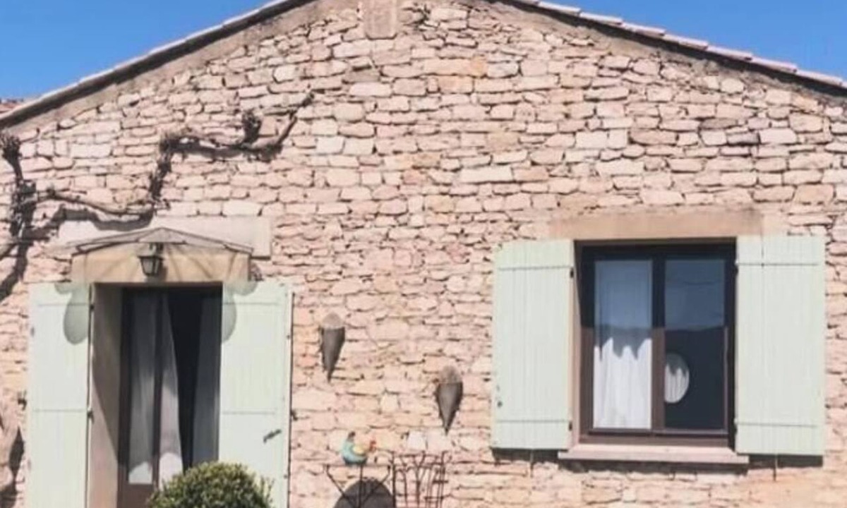 Saint-Martin-de-Castillon House | A country house in the heart of the Luberon, an ode to nature,