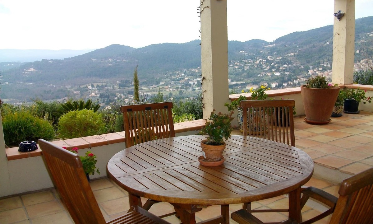 Seillans Villa | A Home more than a Villa with breathtaking views to the coast.