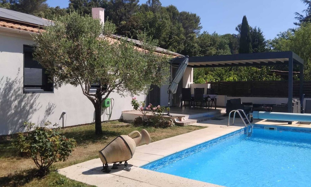 La Roquebrussanne House | A relaxing getaway between the sea and the mountains—a villa with a pool, perfect for families