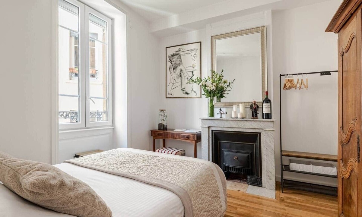 Marechal Lyautey - Vitton Apartment | Air-conditioned Haussmann apartment – Lyon 6 – 3 min from Parc de la Tête d’Or