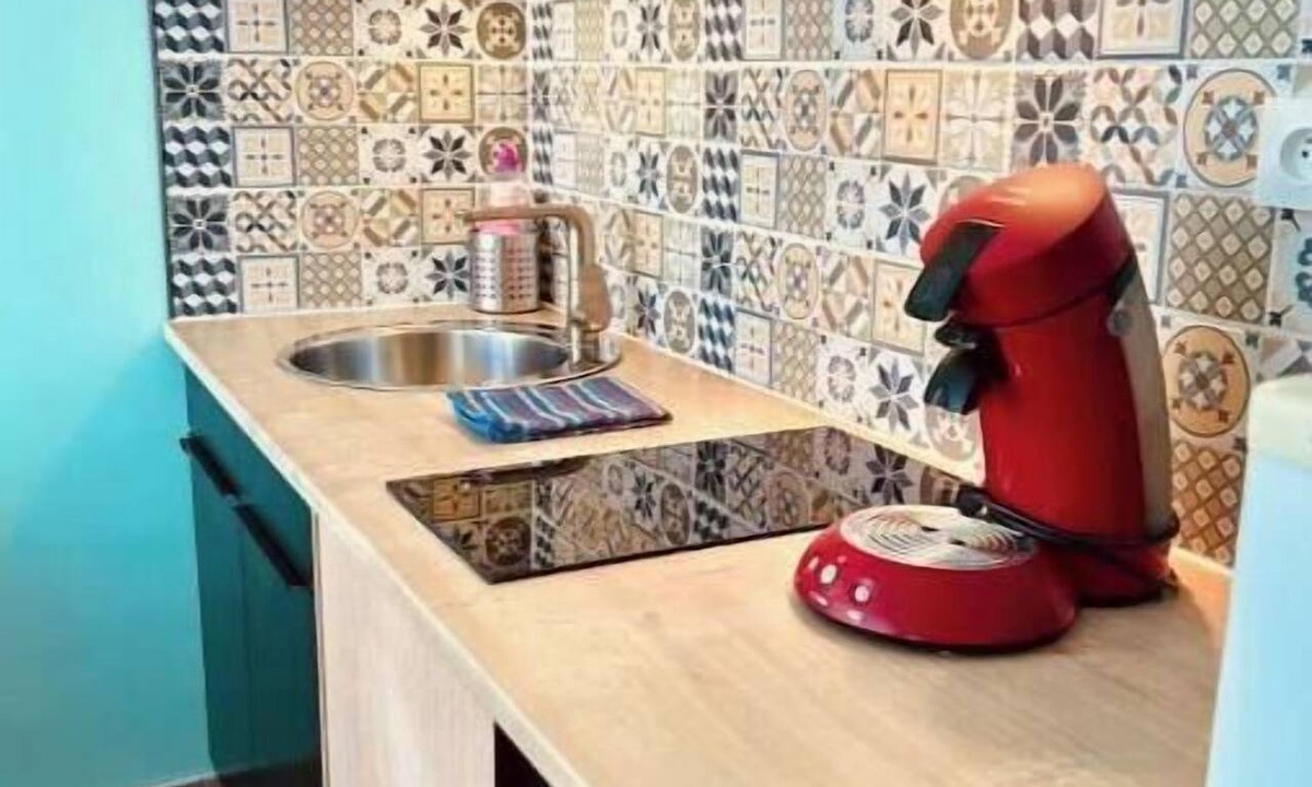 Lattes Apartment | Air-conditioned studio near the beaches