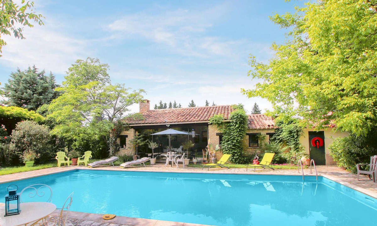 Carpentras House | Amazing home in Carpentras with private swimming pool, can be inside or outside
