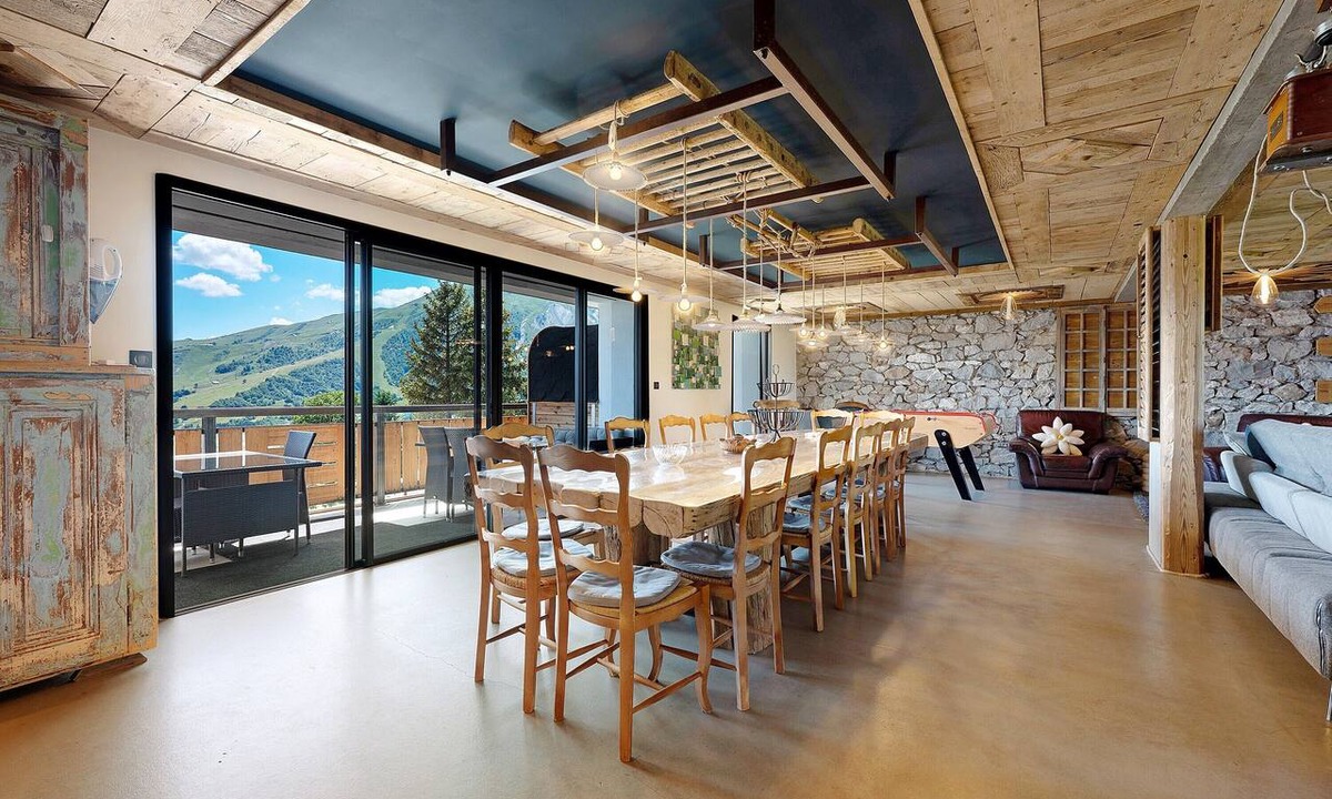 La Toussuire House | Apartment 'Lodge Six de Savoie' with Mountain View, Private Terrace and Sauna