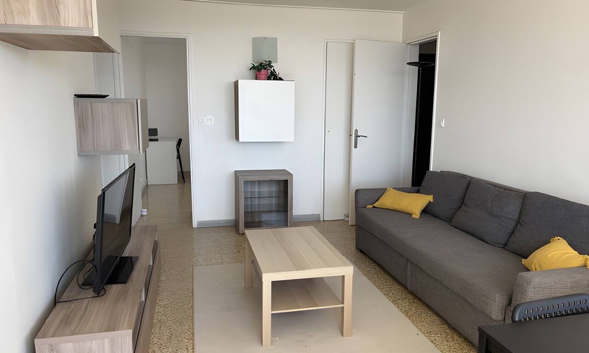 La Panouse Apartment | Apartment 'Beau T5 Avec Terrasse Et Vue Mer' with Balcony