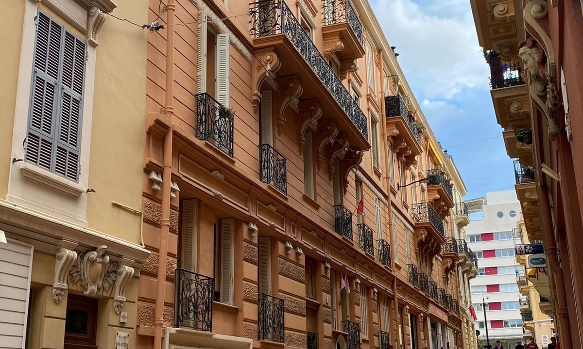Monte Carlo City Centre Apartment | Apartment in the heart of Monaco, Quiet & Bright.