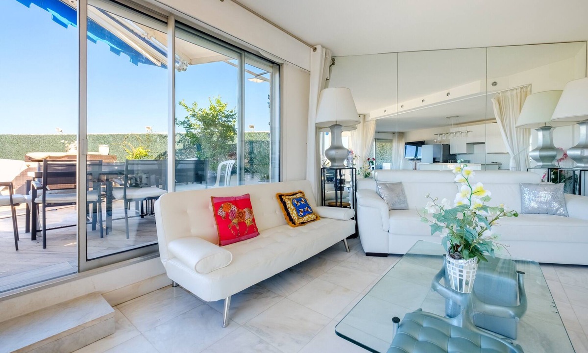 California - Pezou Apartment | Apartment 'Sea and Sky 8 Personnes' with Sea View, Private Terrace and Air Conditioning