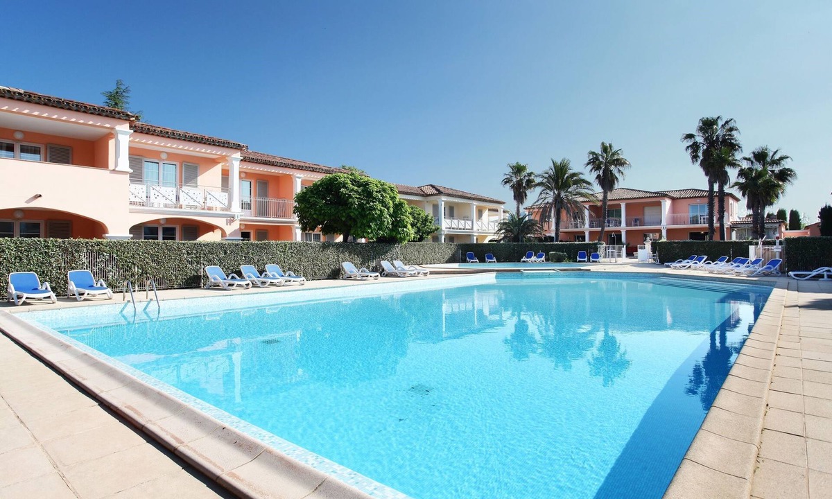 Grimaud Condo | Appart cosy et équipé, près de la plage