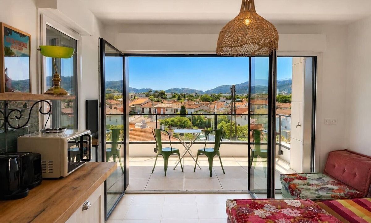 Sainte-Anne Apartment | Appart standing avec terrasse et parking - Prado