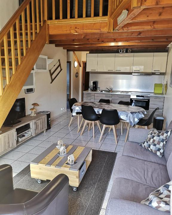 Baratier Apartment | Appart T4 72m2 à Baratier entre les Orres et Embrun à coté du lac de Serre Ponçon.
