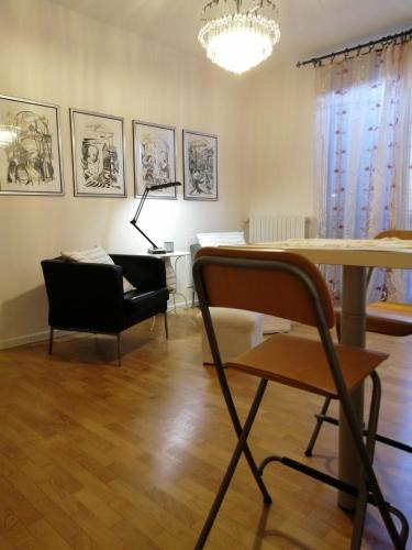 Cento Apartment | Appartamento Angela