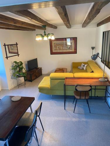 Parthenay Apartment | Appartement duplex
