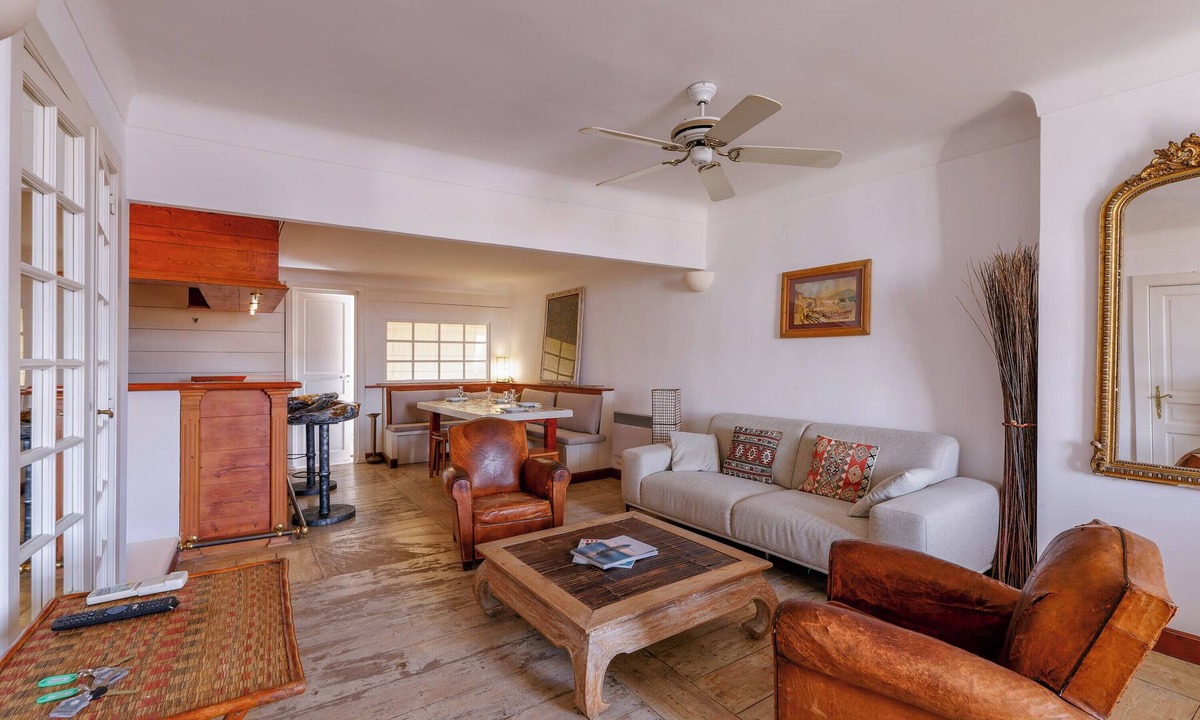 Old Town Apartment | Appartement Le Bateau Tropézien - Welkeys