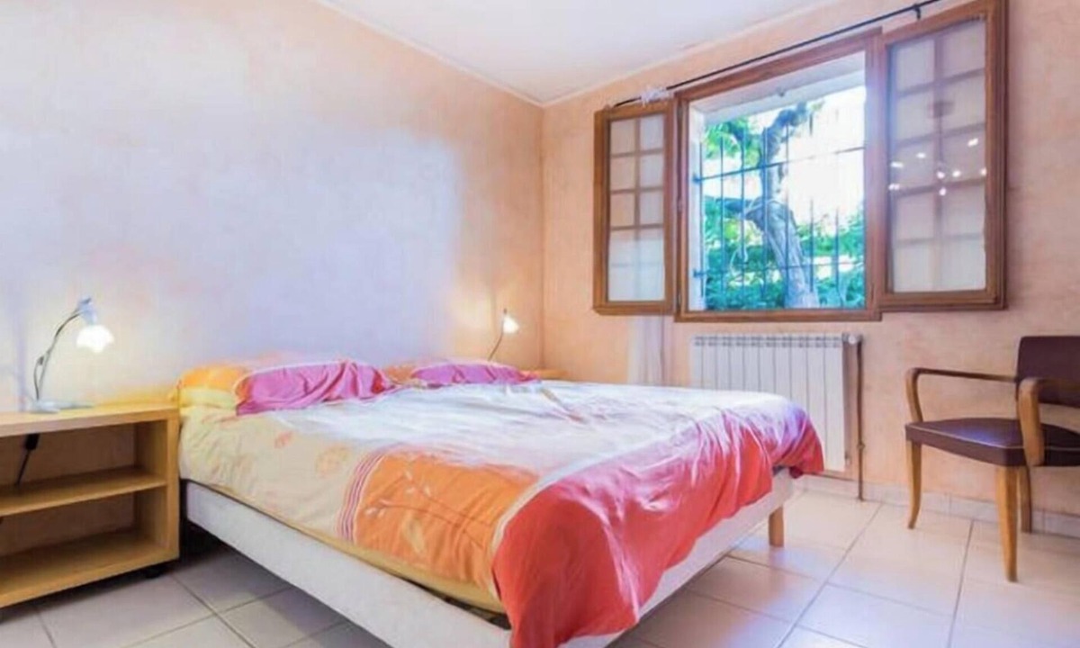Roquefort-la-Bedoule Villa | Appt of 70m ², Quiet, Near Cassis, in the Hill 10 Minutes From the sea