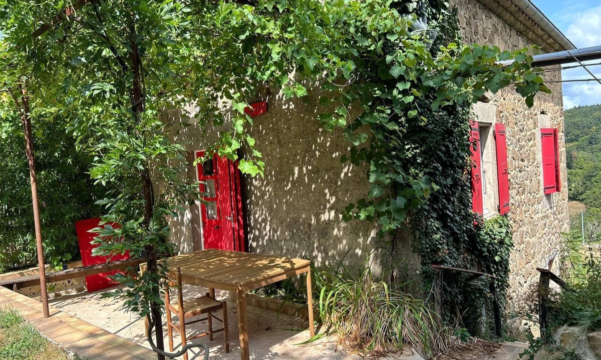 Silhac House | ARDECHE COUNTRY GITE OPEN ALL YEAR ROUND