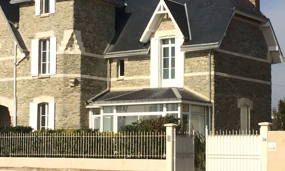 Saint-Gilles-Croix-de-Vie Villa | AUTHENTIC SEASIDE VILLA FACING THE SEA AND BOISVINET BEACH - EXCEPTIONAL VIEW