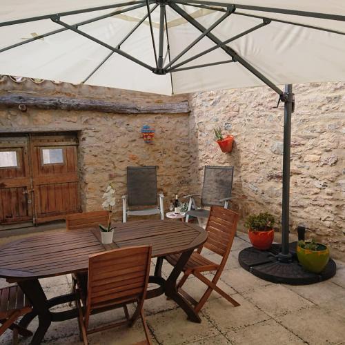 Caunes-Minervois Apartment | Avalon