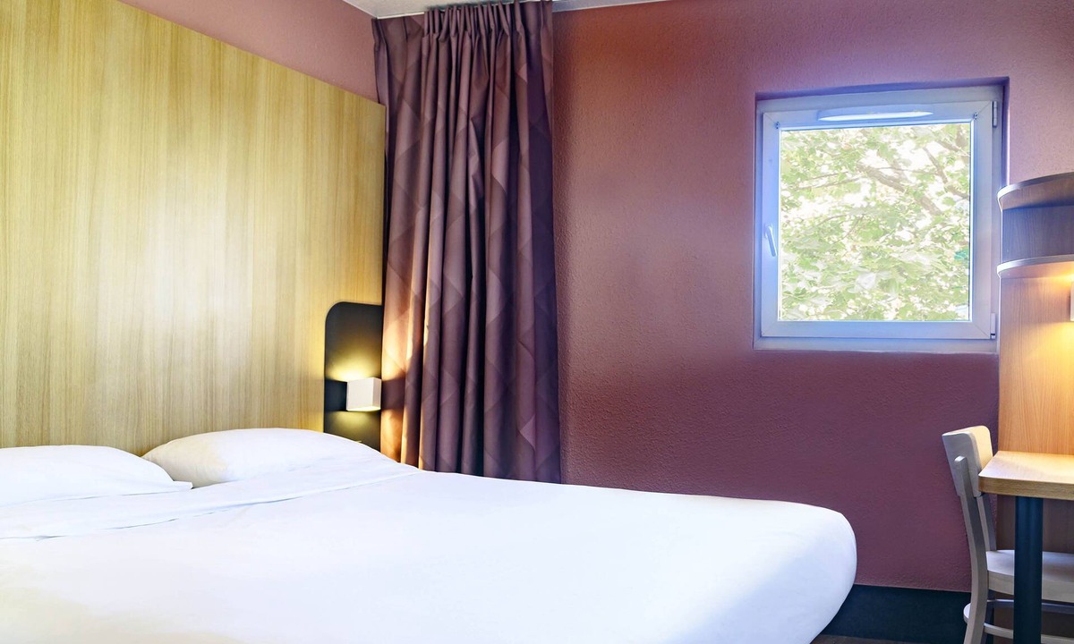 Cadereau Hotel | B&B HOTEL Nîmes Centre