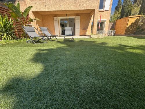La Ciotat House | Bas de villa & jardin - climatisé - 10mn à pied plages & parking - Les Bambous