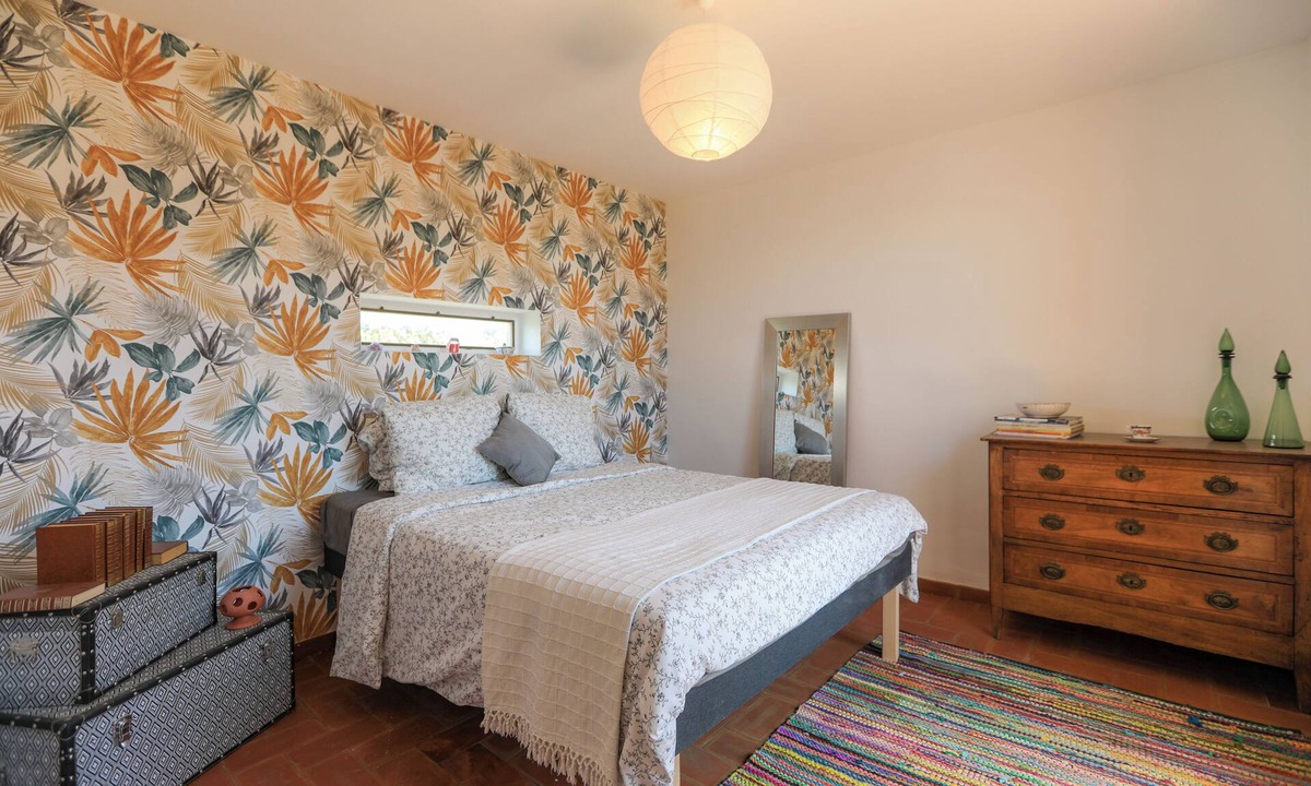 Saint-Hippolyte-le-Graveyron Bed & Breakfast | Between Mont Ventoux and the Dentelles de Montmirail, quiet rooms