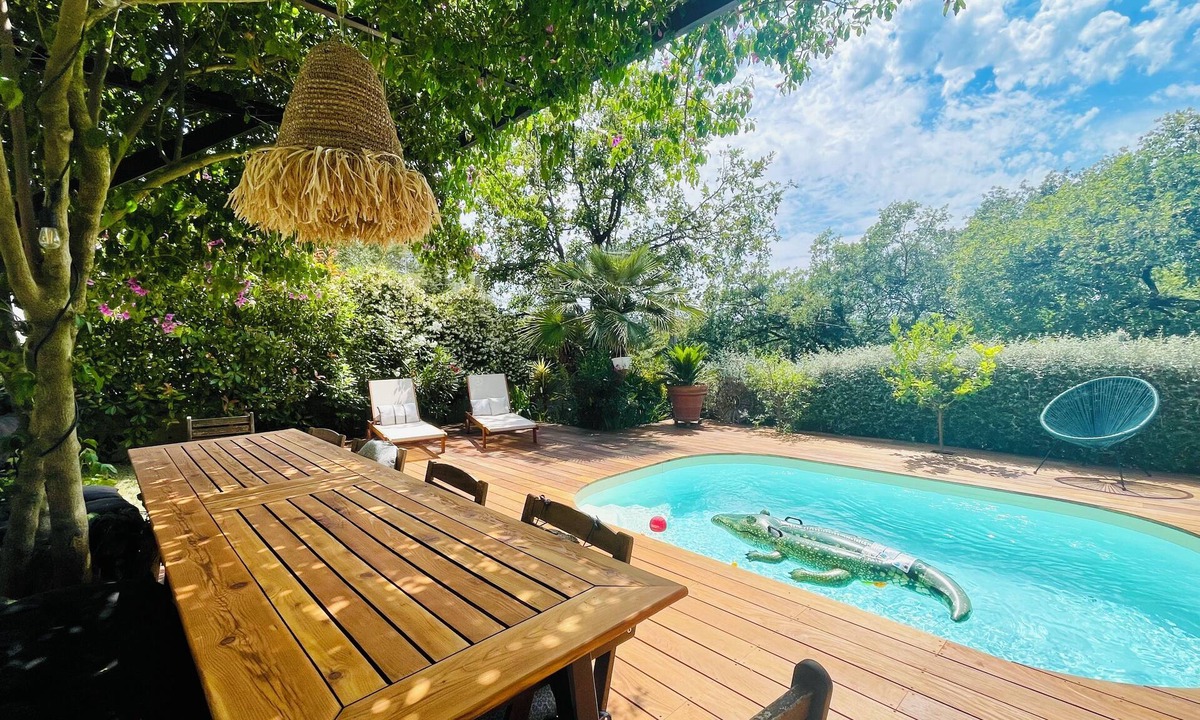 Biot Villa | Beautiful Villa With Pool, Biot Village/Ideal for a Family/10 From the Beach