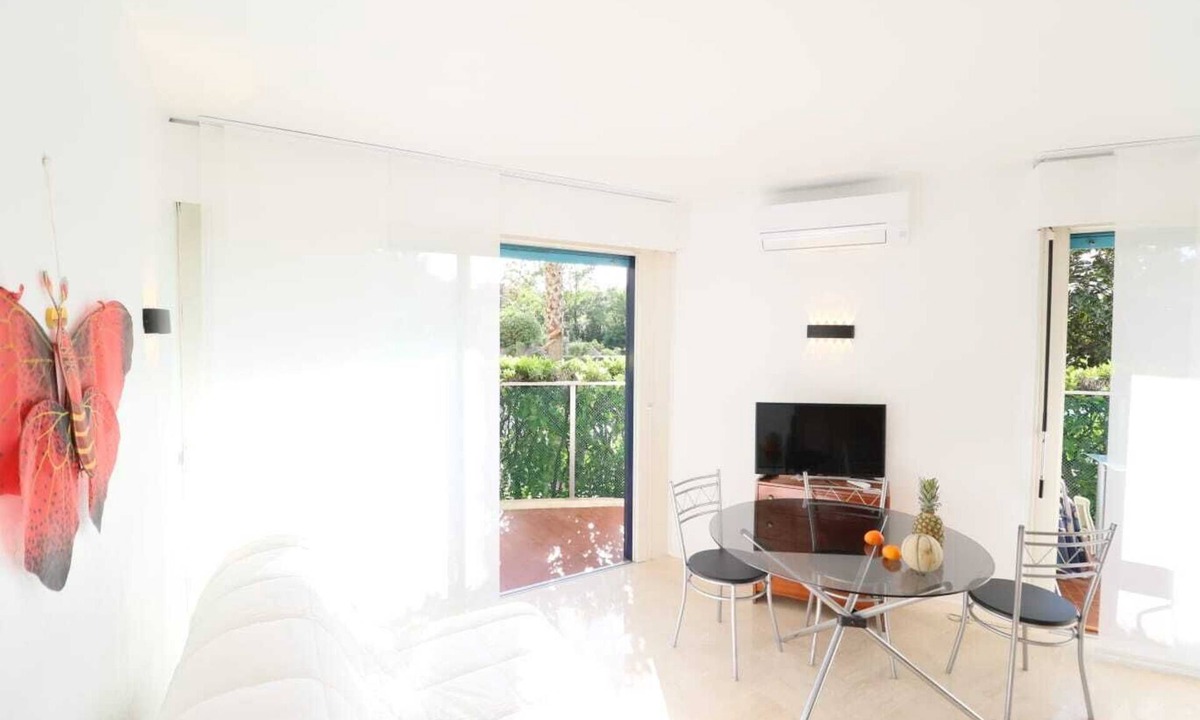 La Napoule Apartment | Bright, air-conditioned T2