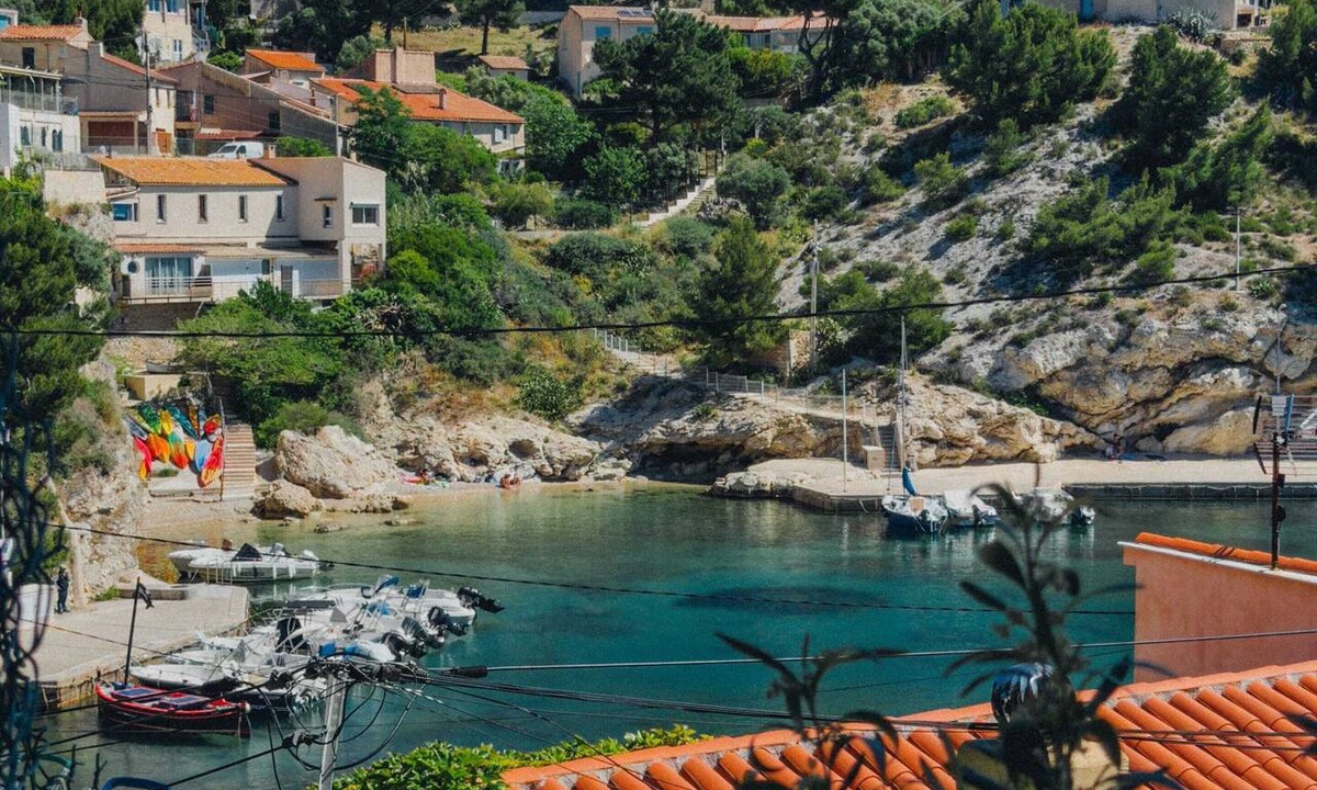 Niolon House | Calanca - Niolon - Renovated, sea view, 1 min walk