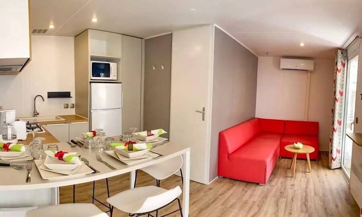Vias RV Rental | Camping Pleine Mer
