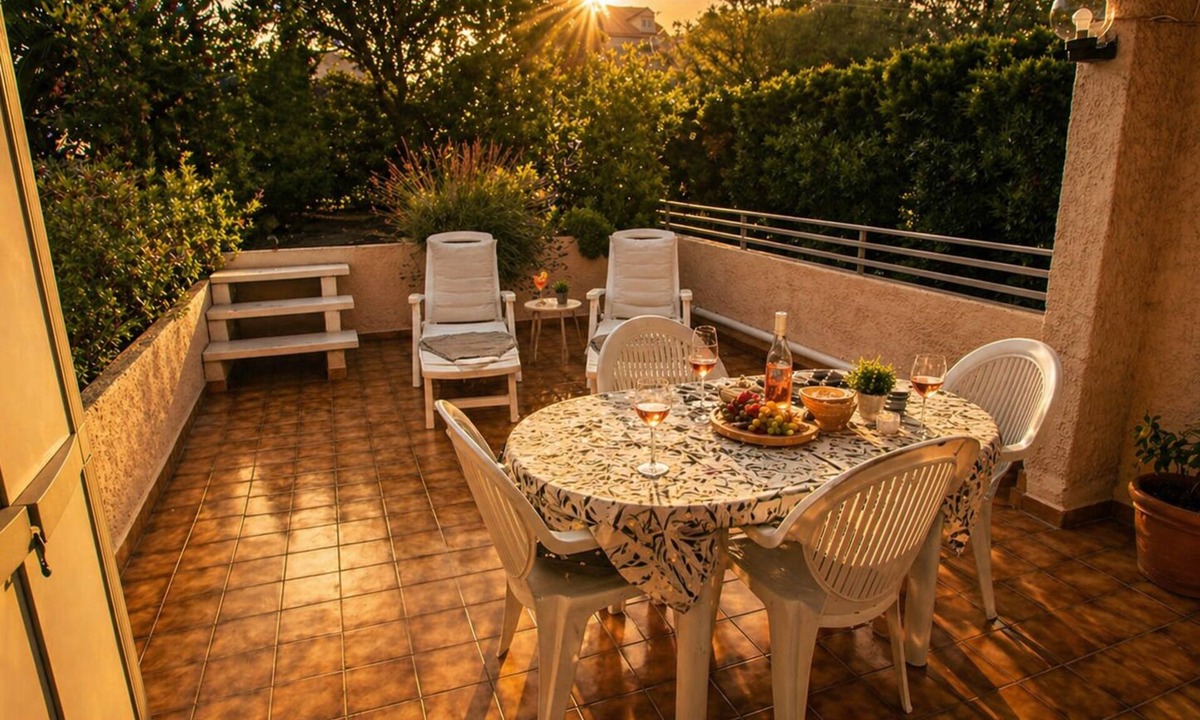 Cap-d'Antibes Villa | Cap d’Antibes 2BR w/Pool, Terrace & Garage – Walk to Beach & Old Town
