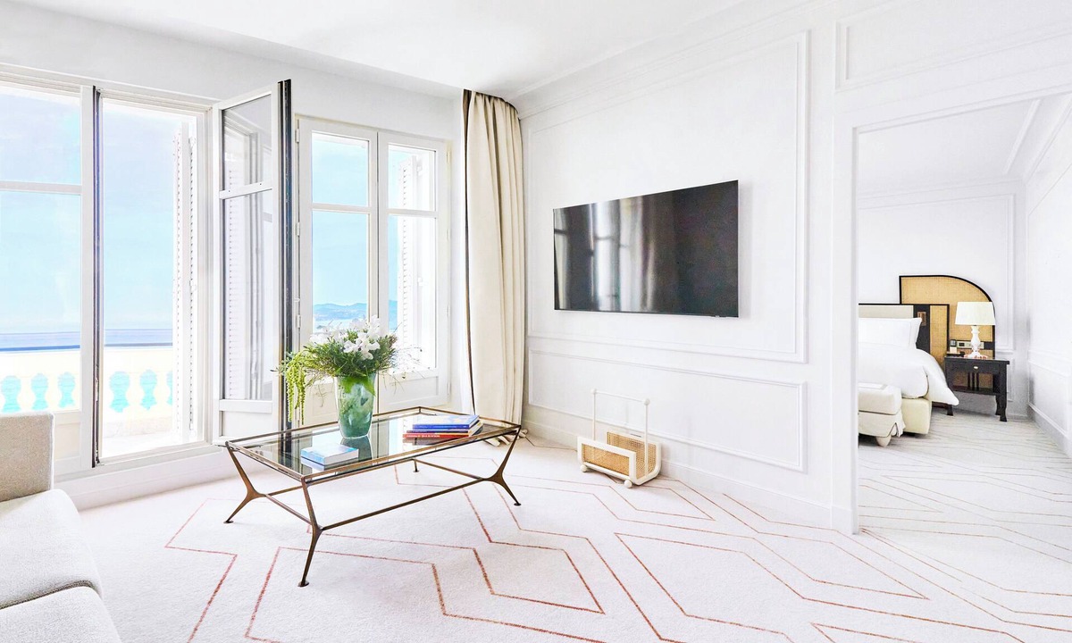 Cannes City Centre Hotel | Carlton Cannes, a Regent Hotel