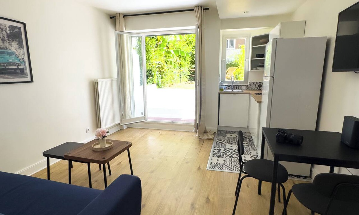 Epinettes Apartment | celine 7