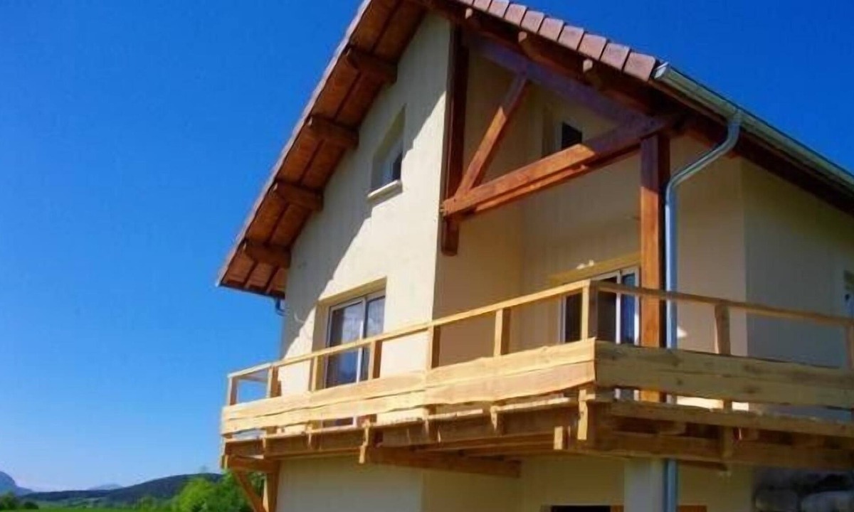 Benevent-et-Charbillac House | Chalet-style house for 5 people.