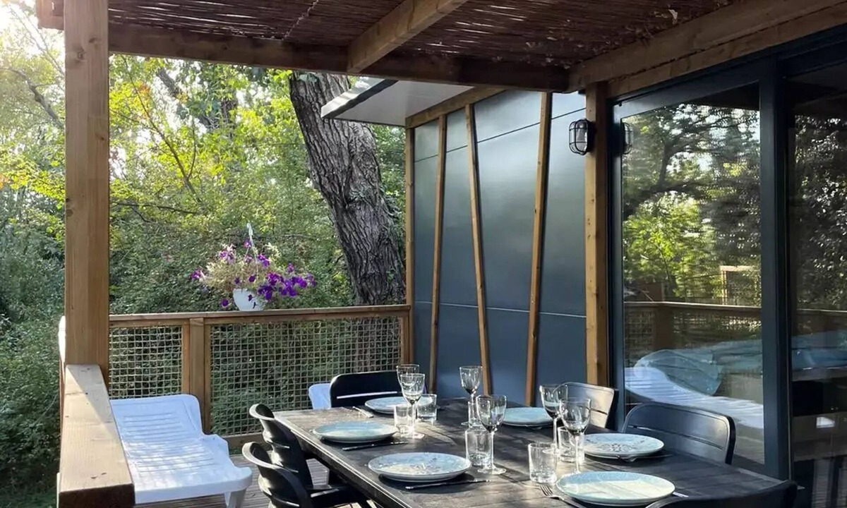 Tulette Ski Chalet | Chalet Confort 35m² 3 bedrooms semi-covered terrace + air conditioning 6 people