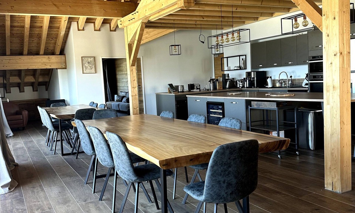 Eclose-Est Apartment | Chalet des Lacs Apartment – Alpe d’Huez – Vieil Alpe District