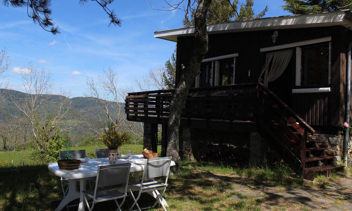 Le Pompidou House | Chalet Gré, between greenery and Cevennes mountains