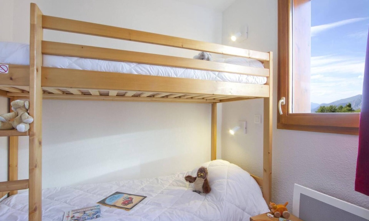 Valmeinier Ski Chalet | Chalet, wifi, swimming pool, terrace, balcony, tv, ski locker, 60m², Valmeinier