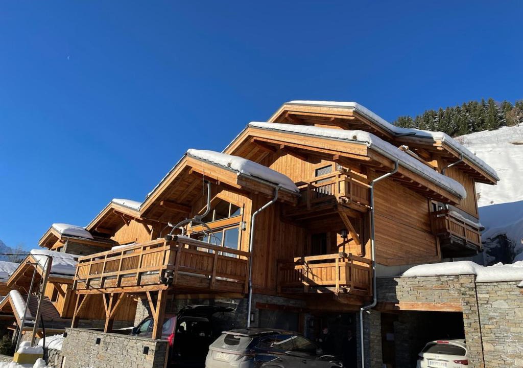 Mont-de-Lans Ski Chalet | Chalets Solski, luxe, jacuzzi, piscine, sauna, cinéma avec majordome