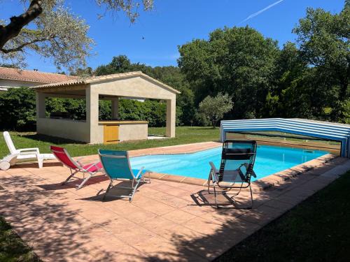 Oppede Villa | Charmante maison avec piscine dans le Vaucluse
